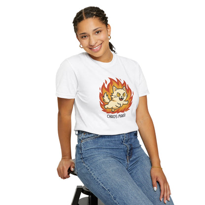 T-Shirt: Chaos Maker – Wild Cat in Flames Graphic Tee – Funny Unisex Shirt for Rebels, Gamers & Agents of Mayhem