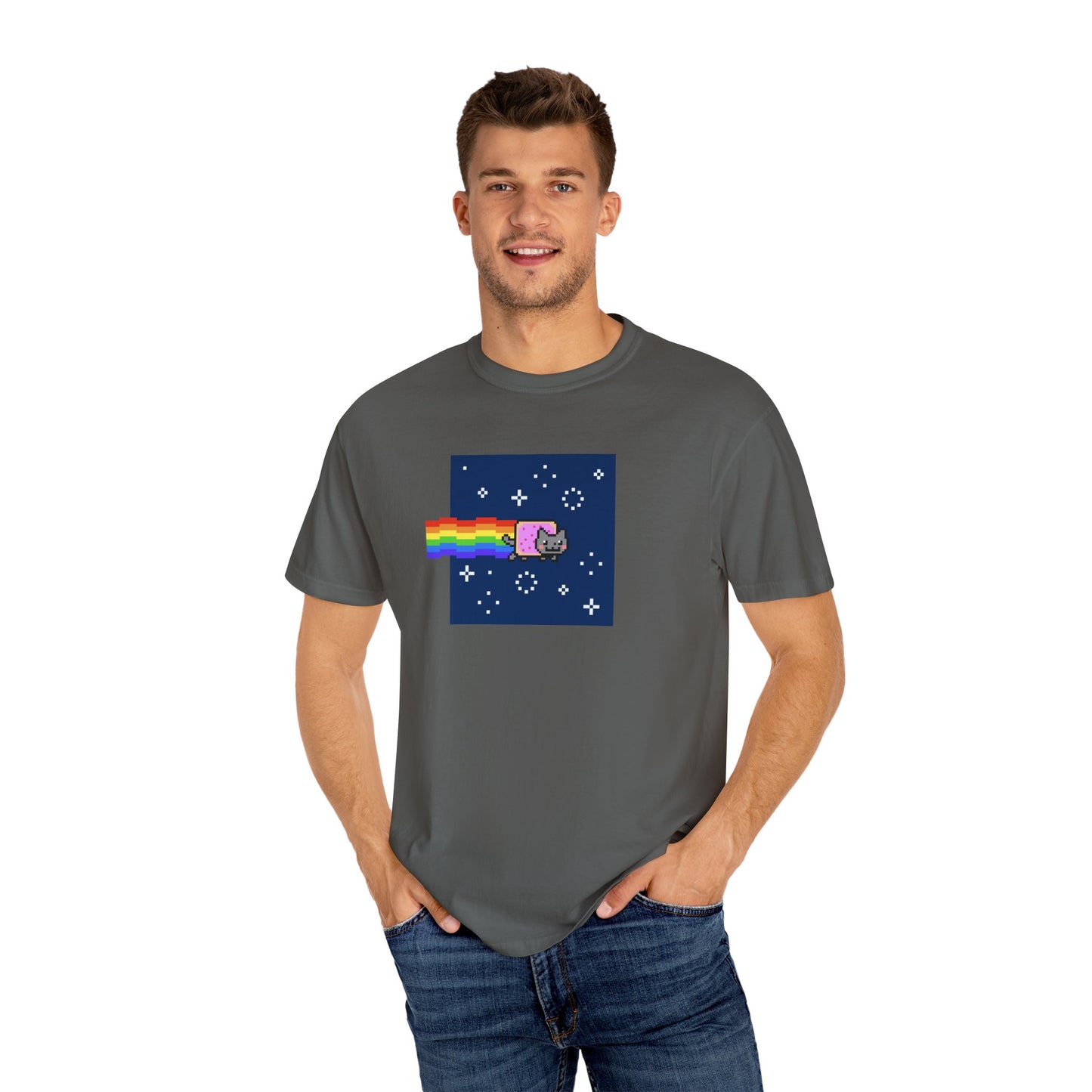 T-Shirt: Nyan Cat Meme - Funny Pixel Pop-Tart Cat in Space with Rainbow Trail - Retro Internet Viral Graphic Tee Unisex
