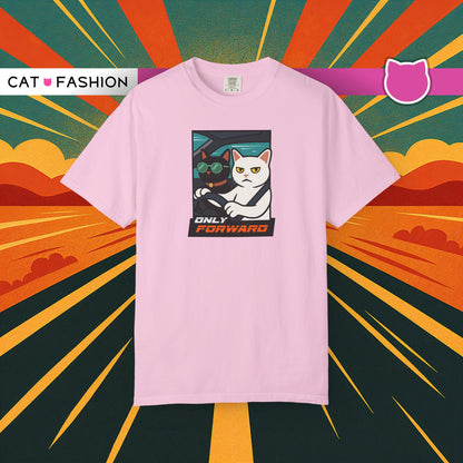 T-Shirt: Only Forward – Funny Cats Driving Graphic Tee – Cool Meme Shirt for Road Trip Fans