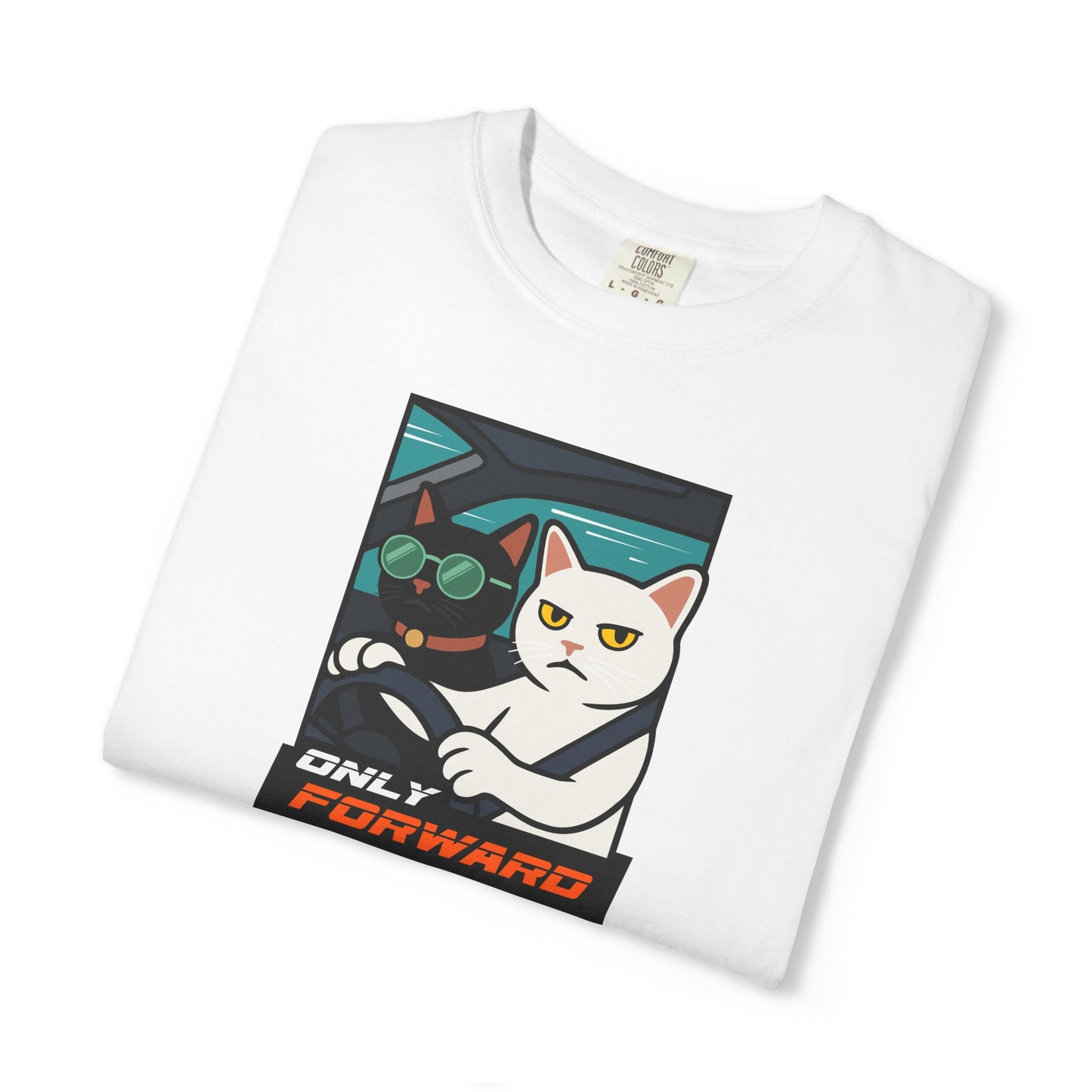 T-Shirt: Only Forward – Funny Cats Driving Graphic Tee – Cool Meme Shirt for Road Trip Fans