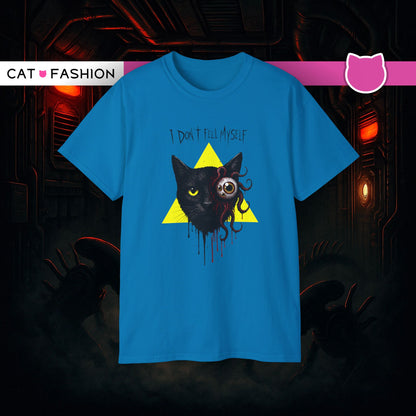 T-Shirt: I Don’t Feel Myself – Alien Horror Cat Graphic Tee – Creepy Gothic Unisex Shirt for Halloween & Sci-Fi Fans