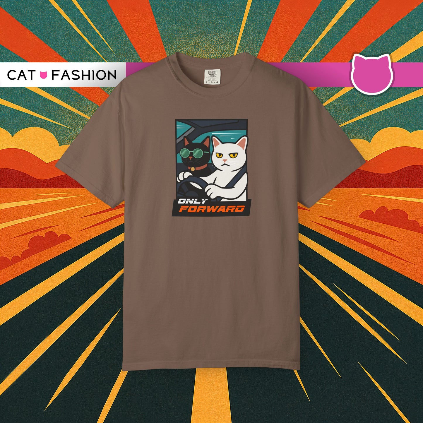 T-Shirt: Only Forward – Funny Cats Driving Graphic Tee – Cool Meme Shirt for Road Trip Fans