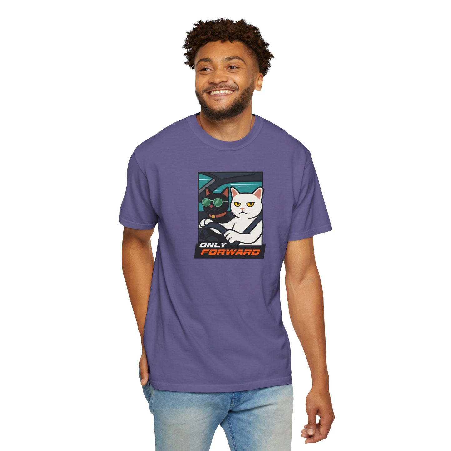 T-Shirt: Only Forward – Funny Cats Driving Graphic Tee – Cool Meme Shirt for Road Trip Fans
