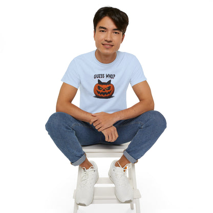 T-Shirt: Guess Who? – Halloween Cat Pumpkin Graphic Tee – Spooky Funny Unisex Shirt for Scary Season