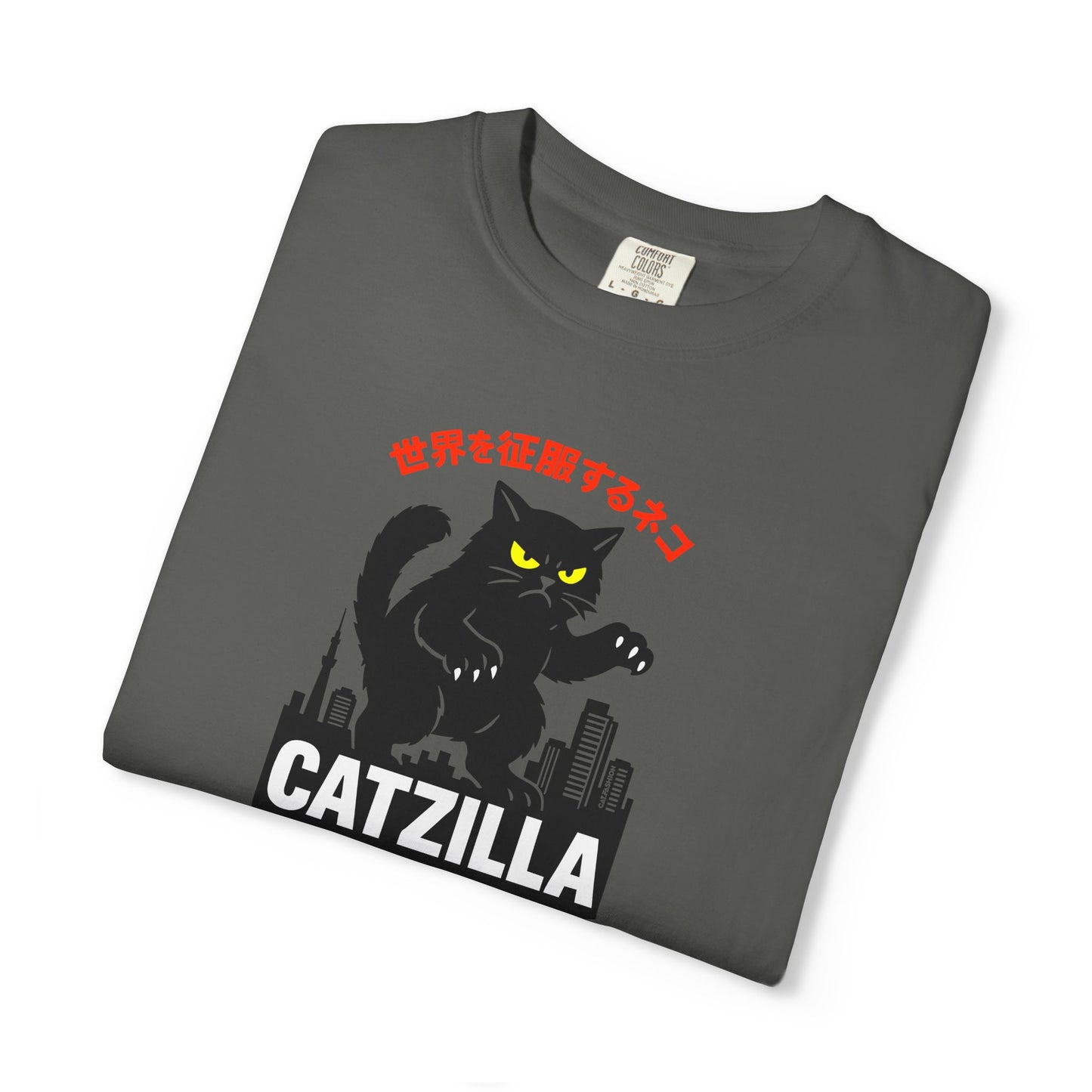 T-Shirt: Catzilla – Funny Japanese Monster Cat Meme Graphic Tee – Godzilla Parody Unisex Shirt for Cat Lovers & Otaku Vibes