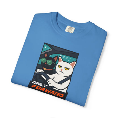 T-Shirt: Only Forward – Funny Cats Driving Graphic Tee – Cool Meme Shirt for Road Trip Fans