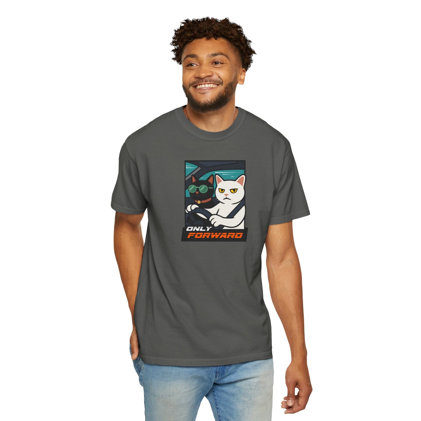 T-Shirt: Only Forward – Funny Cats Driving Graphic Tee – Cool Meme Shirt for Road Trip Fans