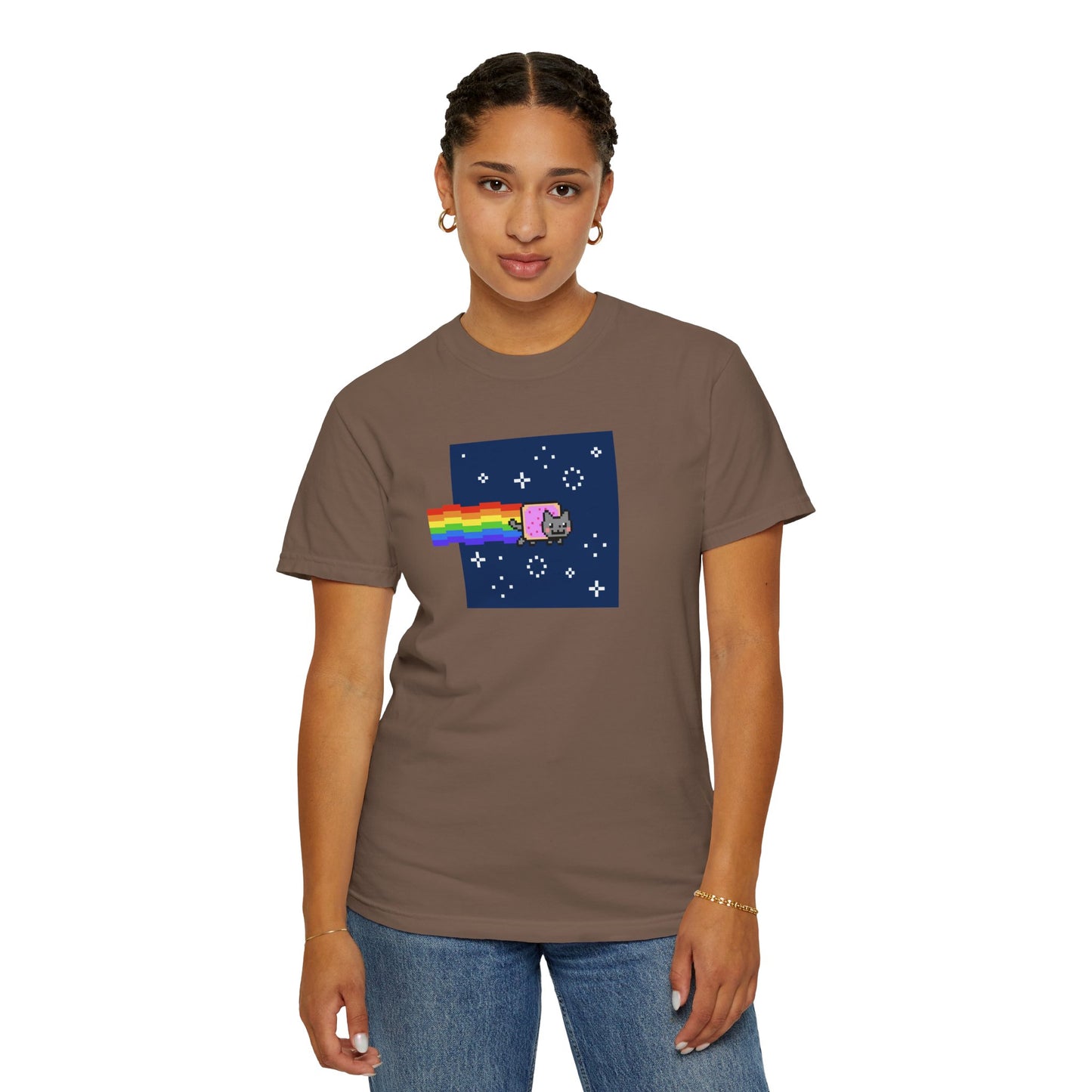 T-Shirt: Nyan Cat Meme - Funny Pixel Pop-Tart Cat in Space with Rainbow Trail - Retro Internet Viral Graphic Tee Unisex
