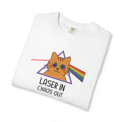 T-Shirt: Laser In - Chaos Out Cat Tee - Funny Rainbow Triangle Meme Shirt - Unisex Graphic Top for Nerds, Gamers and Cat People