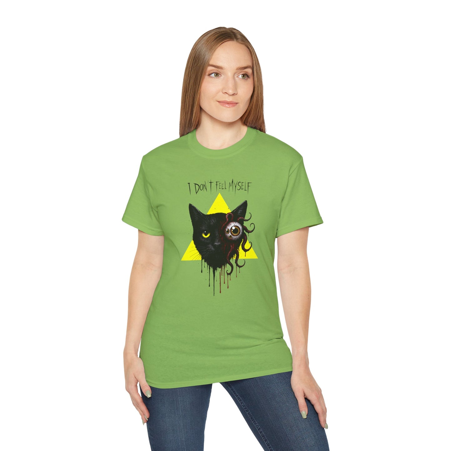 T-Shirt: I Don’t Feel Myself – Alien Horror Cat Graphic Tee – Creepy Gothic Unisex Shirt for Halloween & Sci-Fi Fans