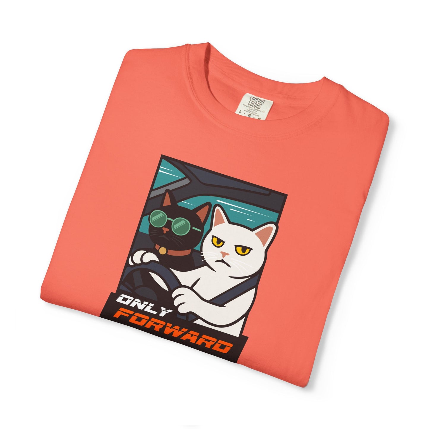 T-Shirt: Only Forward – Funny Cats Driving Graphic Tee – Cool Meme Shirt for Road Trip Fans