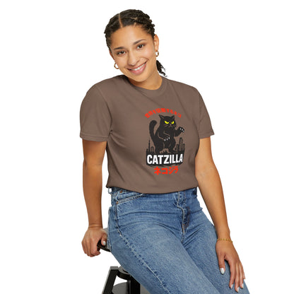 T-Shirt: Catzilla – Funny Japanese Monster Cat Meme Graphic Tee – Godzilla Parody Unisex Shirt for Cat Lovers & Otaku Vibes