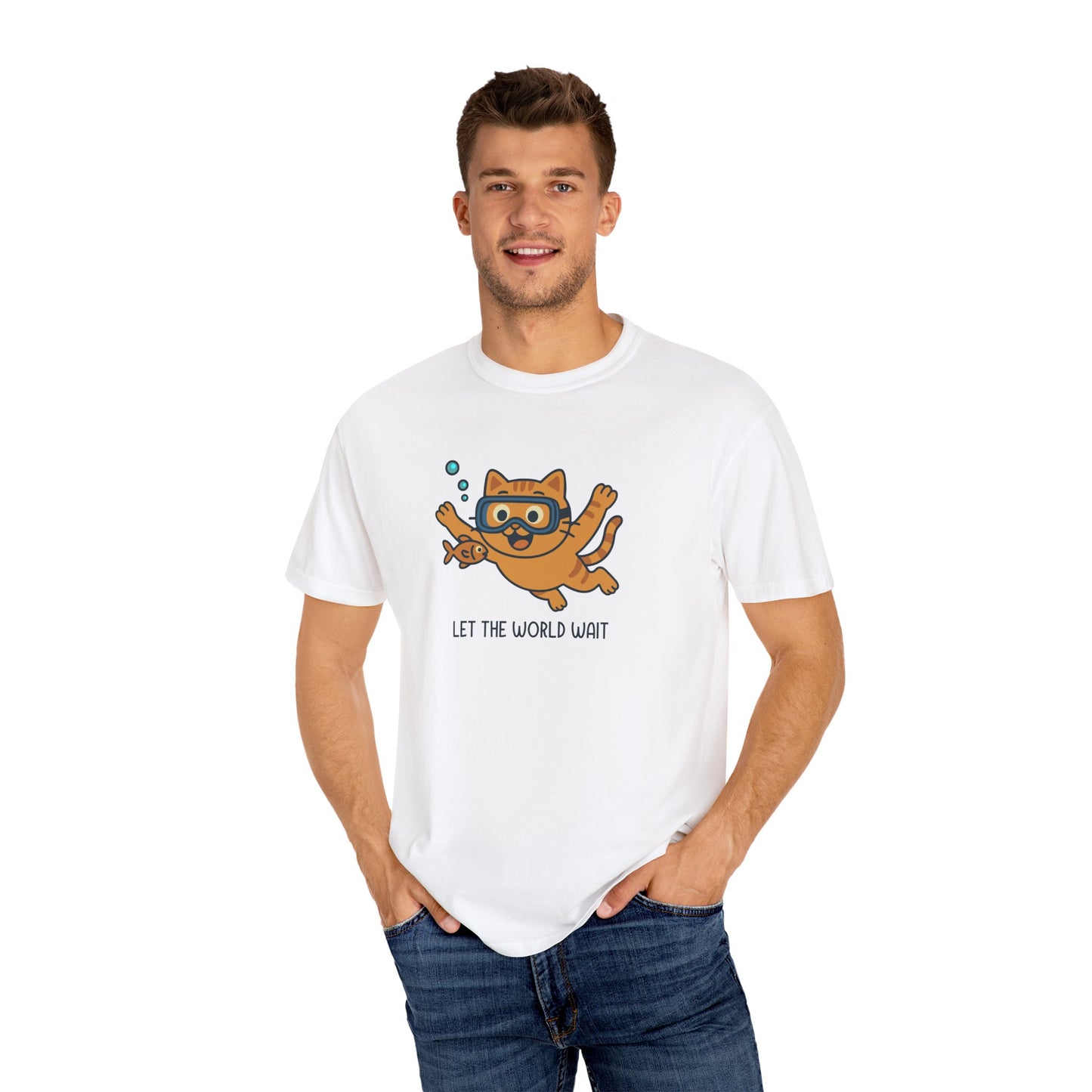 T-Shirt: Let The World Wait - Funny Swimming Cat Graphic Tee - Cute Unisex Shirt for Cat Lovers & Chill Vibes