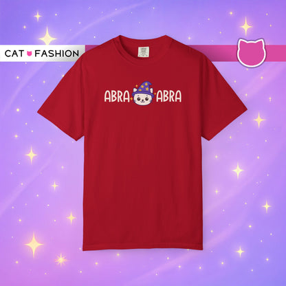 T-Shirt: AbraCatAbra - Funny Wizard Cat Graphic Tee - Magical Unisex Shirt for Cat Lovers, Gamers, Witches & Whimsical Souls