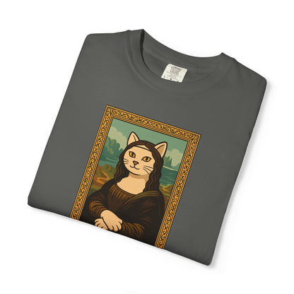 T-Shirt: Meow Mona Lisa - Cat Art Parody Graphic Tee - Leonardo da Vinci-Inspired Unisex Shirt for Cat Lovers and Art Fans