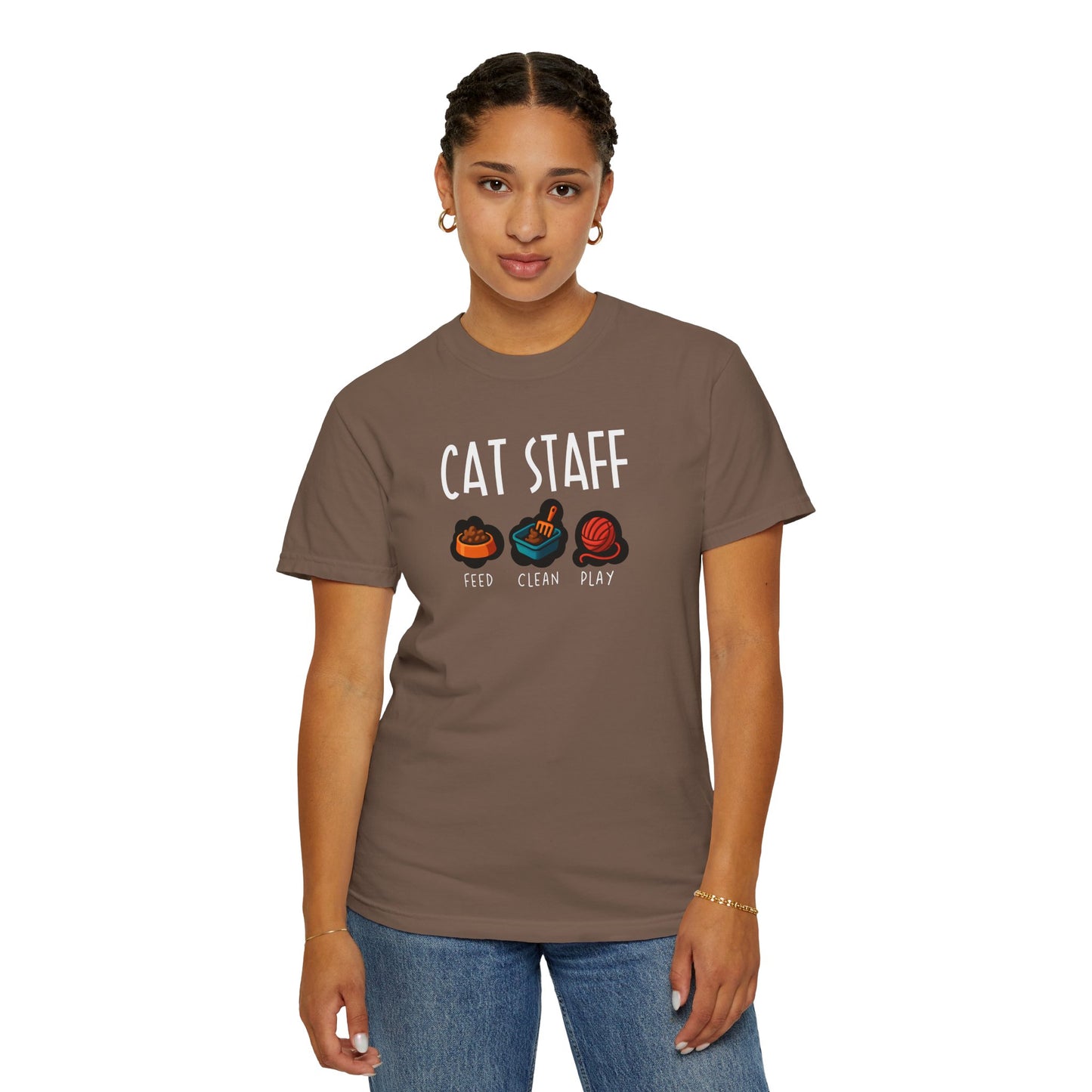 T-Shirt: Cat Staff Duties – Funny Pet Parent Graphic Tee – Cute Unisex Shirt Who Serve Their Furry Boss