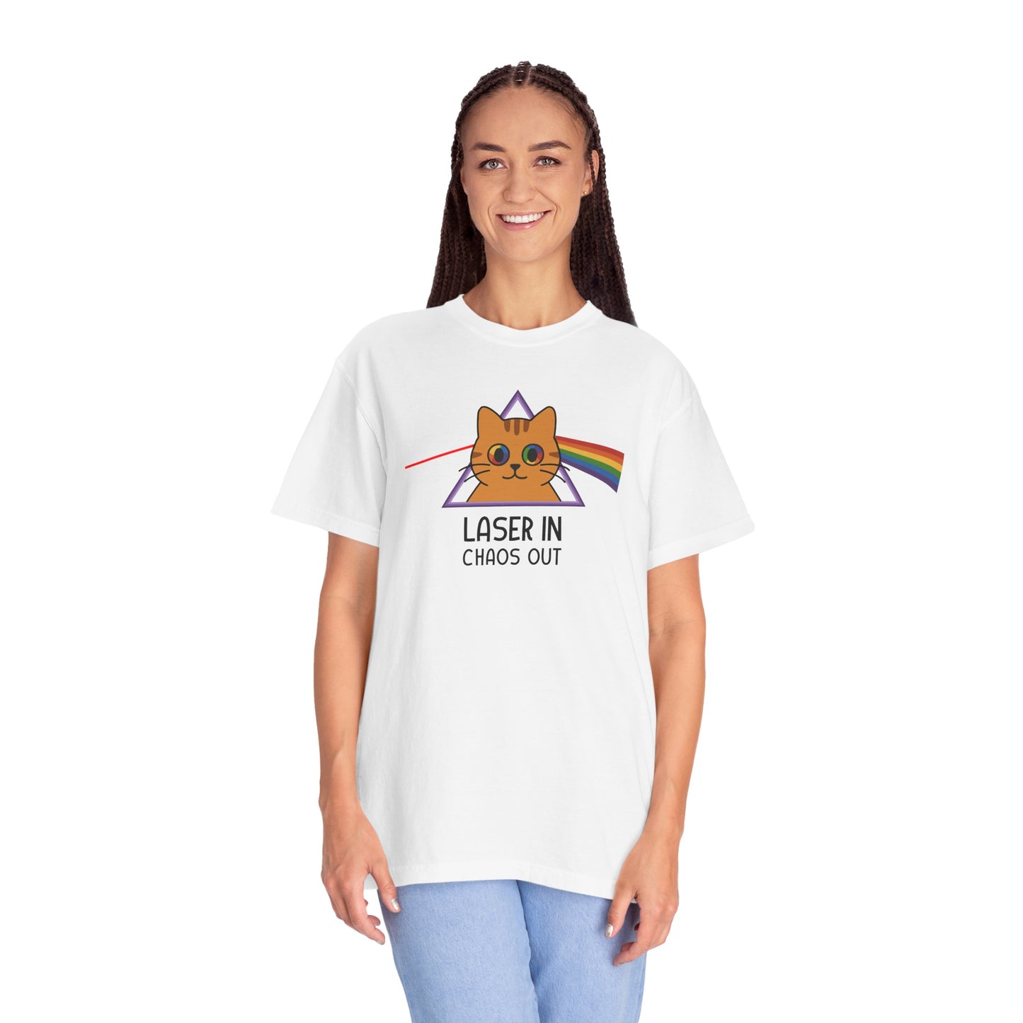 T-Shirt: Laser In - Chaos Out Cat Tee - Funny Rainbow Triangle Meme Shirt - Unisex Graphic Top for Nerds, Gamers and Cat People