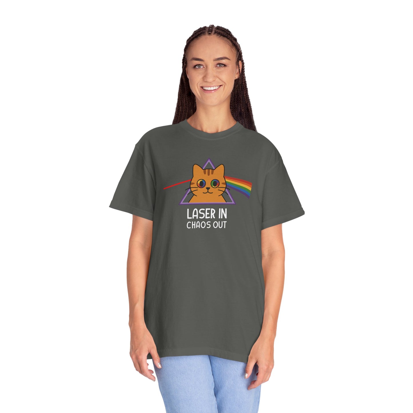 T-Shirt: Laser In - Chaos Out Cat Tee - Funny Rainbow Triangle Meme Shirt - Unisex Graphic Top for Nerds, Gamers and Cat People