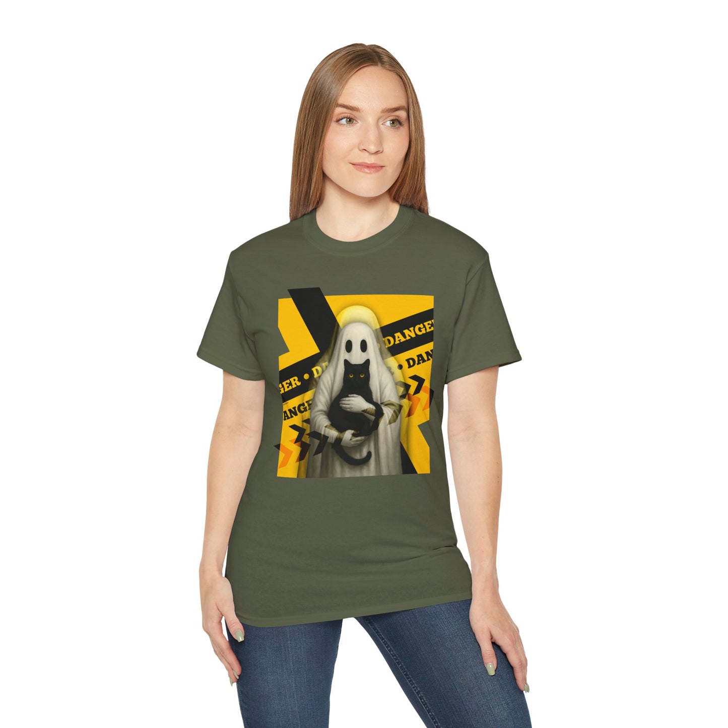 T-Shirt: Danger Cat and Ghost – Spooky Halloween Graphic Tee – Funny Unisex Shirt for Horror Fans