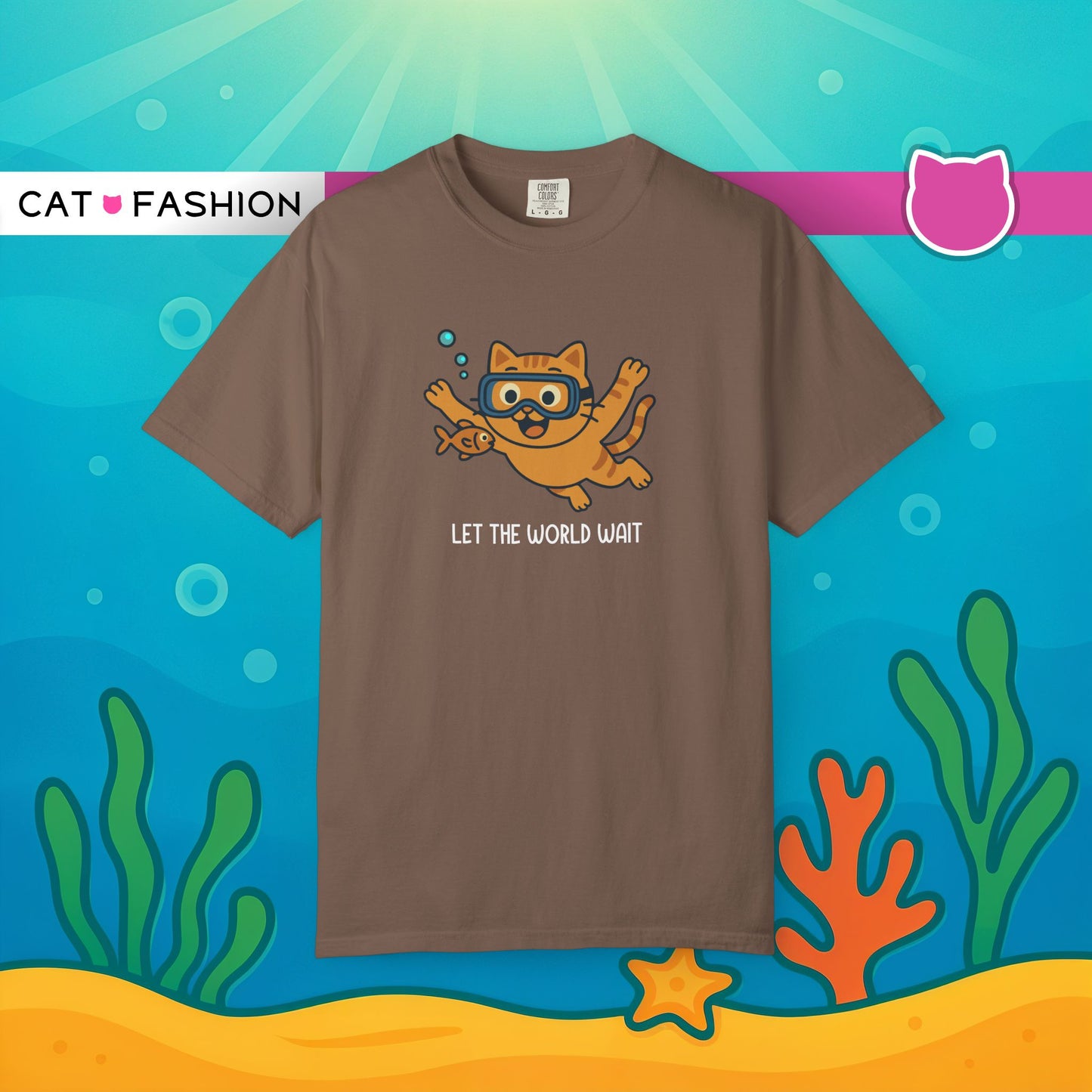 T-Shirt: Let The World Wait - Funny Swimming Cat Graphic Tee - Cute Unisex Shirt for Cat Lovers & Chill Vibes