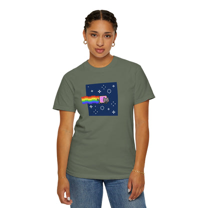 T-Shirt: Nyan Cat Meme - Funny Pixel Pop-Tart Cat in Space with Rainbow Trail - Retro Internet Viral Graphic Tee Unisex