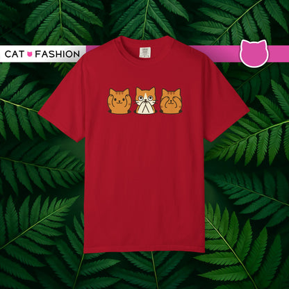 T-Shirt: Three Wise Cats - Funny See No Evil, Hear No Evil, Speak No Evil Kitty Tee - Cute Unisex Shirt for Cat Lovers