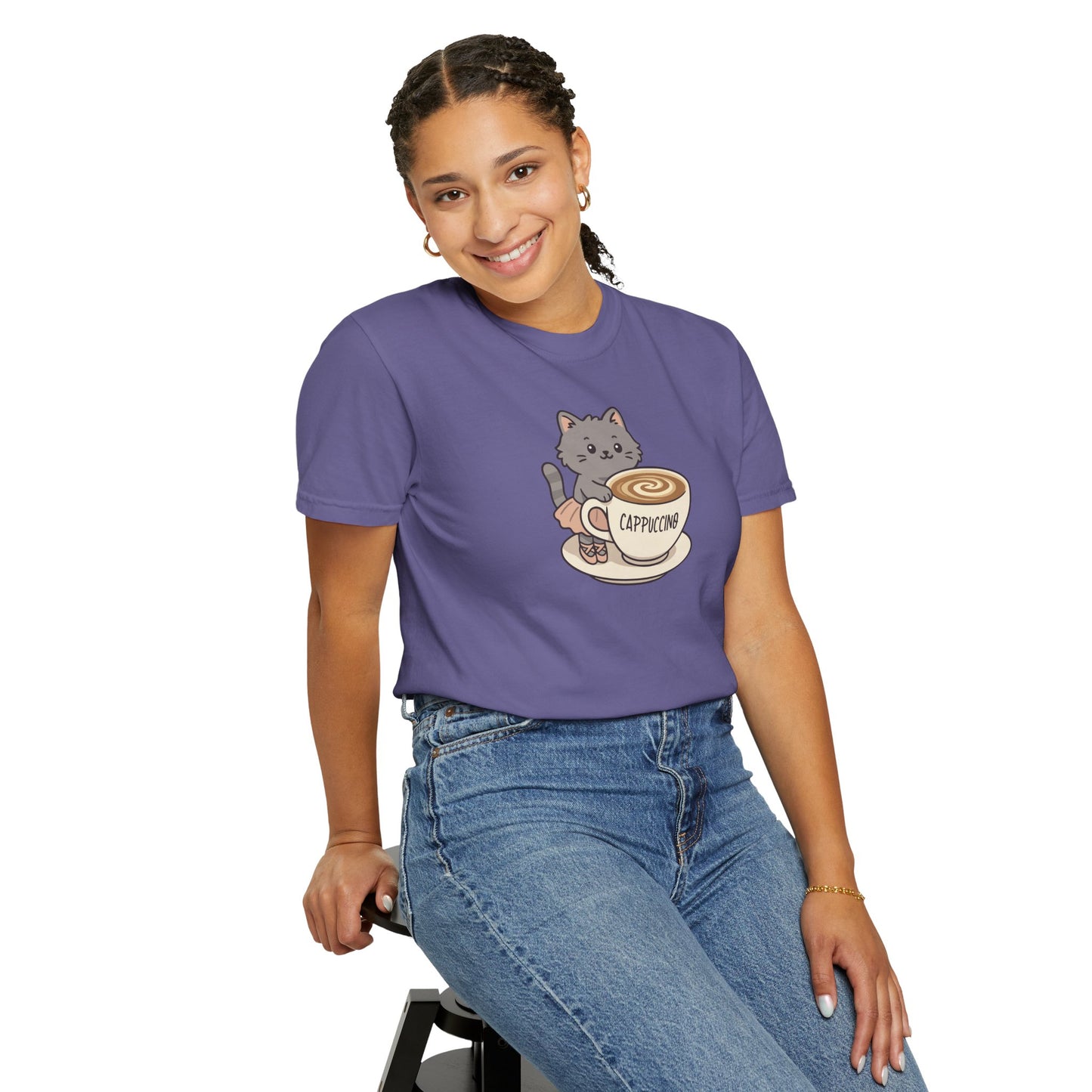 T-Shirt: Ballerina Meow Cappuccino – Cute Cat Ballet Coffee Lover Graphic Tee – Whimsical Unisex Shirt for Cozy Vibes & Caffeine Fans