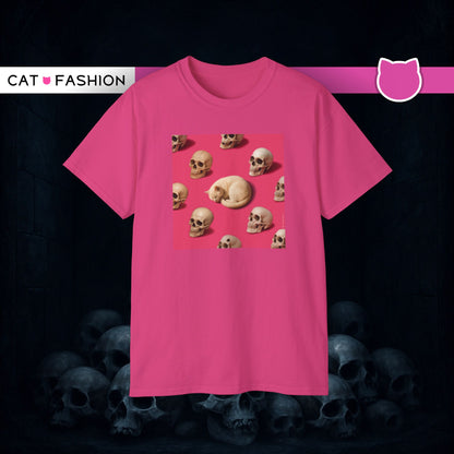 T-Shirt: The Cat and His Former Owners – Dark Humor Cat Graphic Tee – Funny Spooky Skull Unisex Shirt for Gothic Vibes