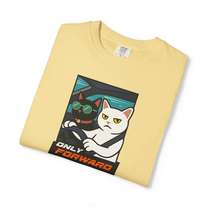 T-Shirt: Only Forward – Funny Cats Driving Graphic Tee – Cool Meme Shirt for Road Trip Fans