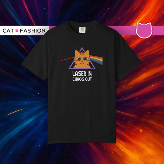 T-Shirt: Laser In - Chaos Out Cat Tee - Funny Rainbow Triangle Meme Shirt - Unisex Graphic Top for Nerds, Gamers and Cat People