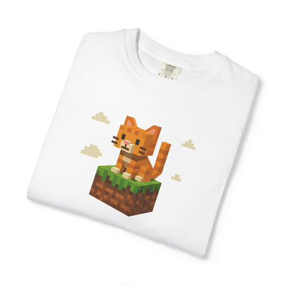 T-Shirt: Pixel Cat - Pixel Style Kitty Graphic Tee - Funny Unisex Shirt for Gamers and Cat Lovers with Retro Vibes