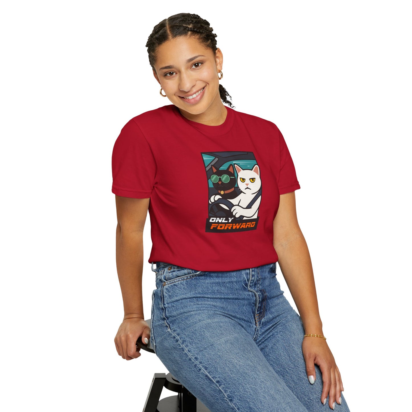 T-Shirt: Only Forward – Funny Cats Driving Graphic Tee – Cool Meme Shirt for Road Trip Fans