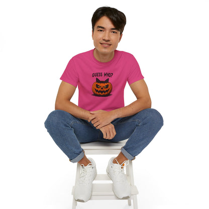 T-Shirt: Guess Who? – Halloween Cat Pumpkin Graphic Tee – Spooky Funny Unisex Shirt for Scary Season
