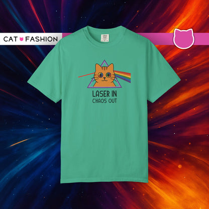 T-Shirt: Laser In - Chaos Out Cat Tee - Funny Rainbow Triangle Meme Shirt - Unisex Graphic Top for Nerds, Gamers and Cat People