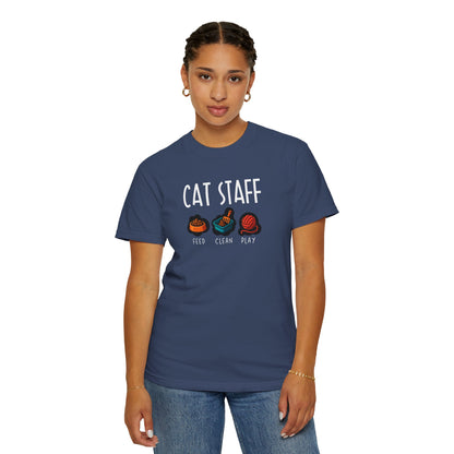 T-Shirt: Cat Staff Duties – Funny Pet Parent Graphic Tee – Cute Unisex Shirt Who Serve Their Furry Boss