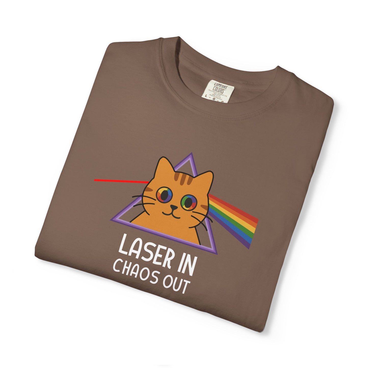 T-Shirt: Laser In - Chaos Out Cat Tee - Funny Rainbow Triangle Meme Shirt - Unisex Graphic Top for Nerds, Gamers and Cat People