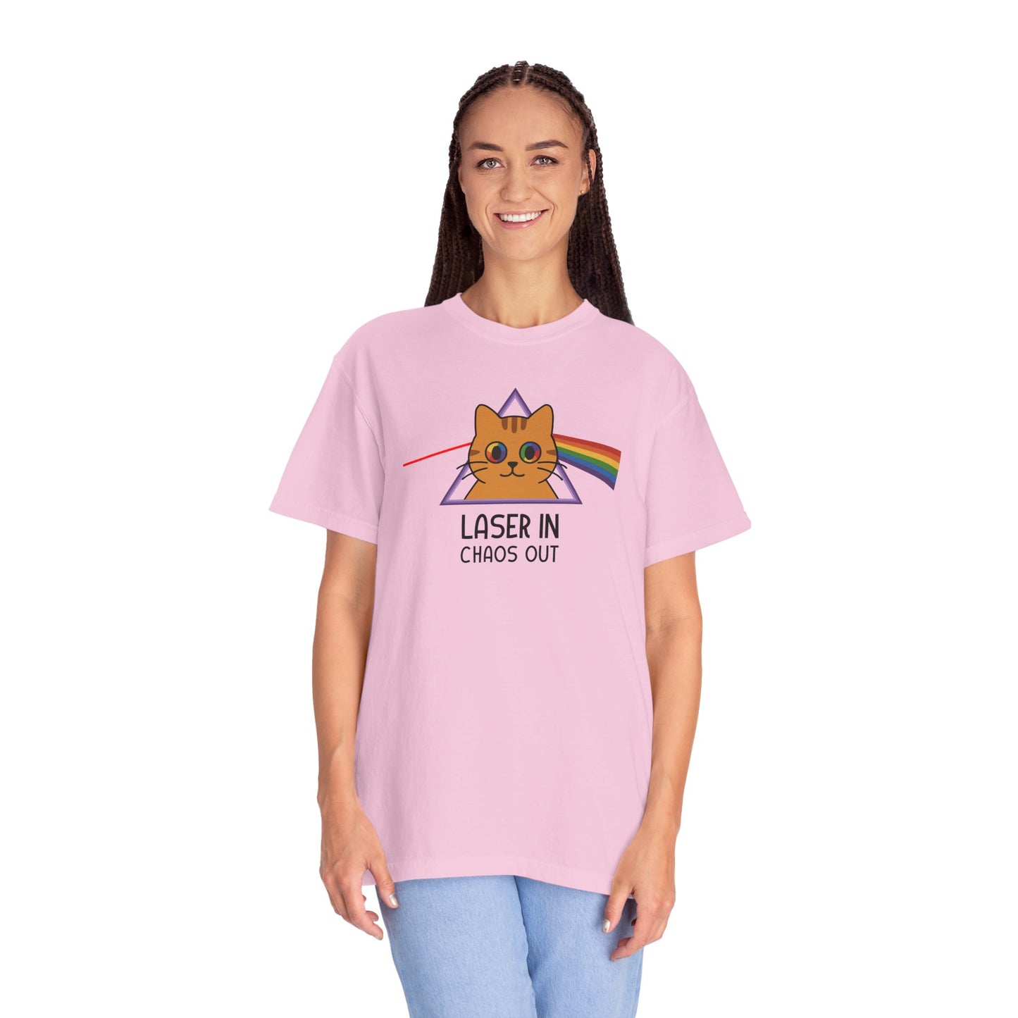 T-Shirt: Laser In - Chaos Out Cat Tee - Funny Rainbow Triangle Meme Shirt - Unisex Graphic Top for Nerds, Gamers and Cat People