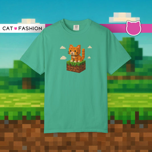 T-Shirt: Pixel Cat - Pixel Style Kitty Graphic Tee - Funny Unisex Shirt for Gamers and Cat Lovers with Retro Vibes