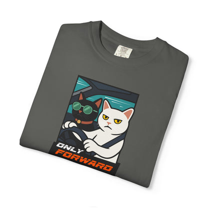 T-Shirt: Only Forward – Funny Cats Driving Graphic Tee – Cool Meme Shirt for Road Trip Fans