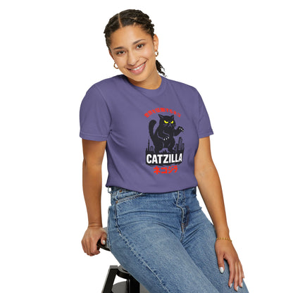 T-Shirt: Catzilla – Funny Japanese Monster Cat Meme Graphic Tee – Godzilla Parody Unisex Shirt for Cat Lovers & Otaku Vibes