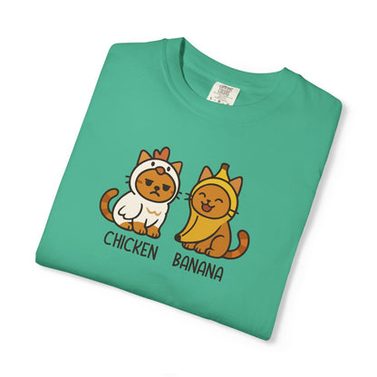 T-Shirt: Chicken Banana - Funny Viral Meme Cat Costume Tee - Cute Unisex Shirt for Cat Lovers, Trend Fans and Kawaii Humor