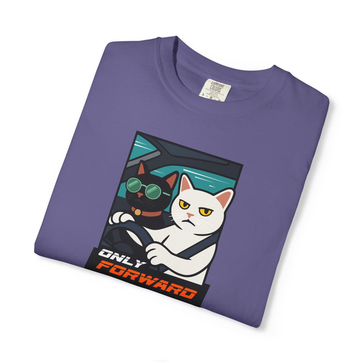 T-Shirt: Only Forward – Funny Cats Driving Graphic Tee – Cool Meme Shirt for Road Trip Fans