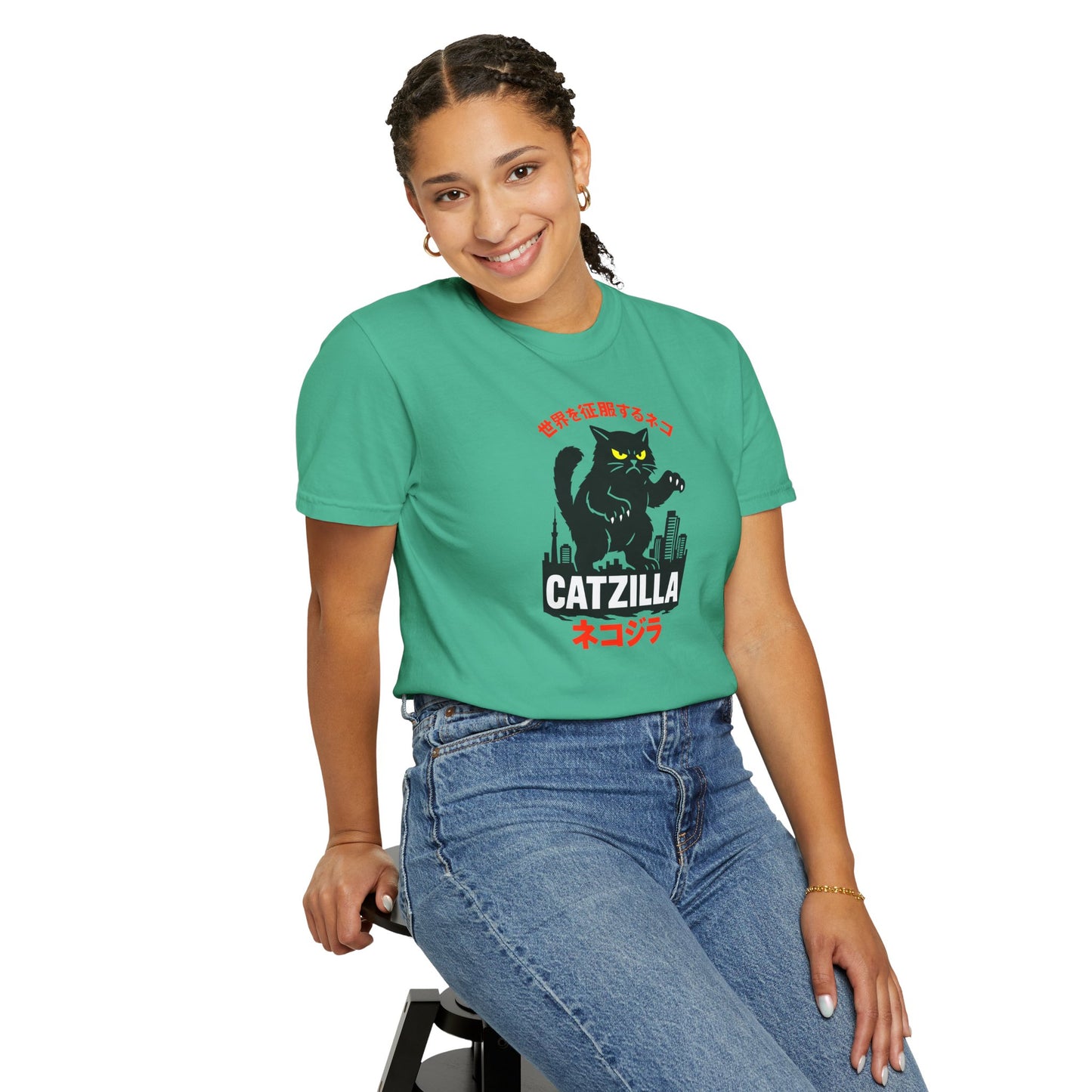 T-Shirt: Catzilla – Funny Japanese Monster Cat Meme Graphic Tee – Godzilla Parody Unisex Shirt for Cat Lovers & Otaku Vibes